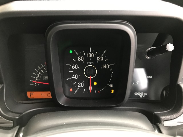 Honda N-VAN 11