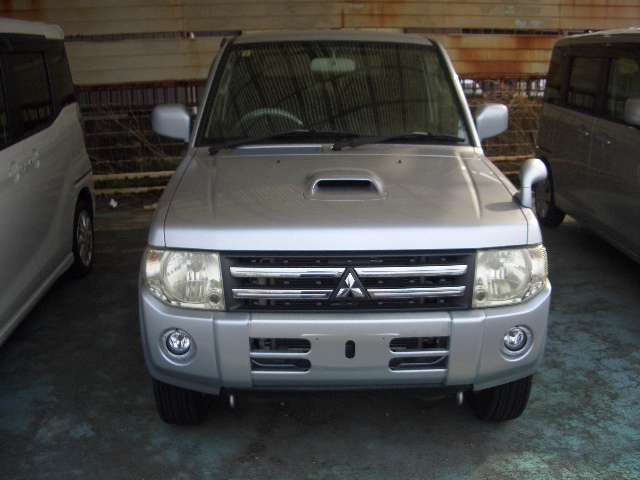 Mitsubishi Pajero Mini 2