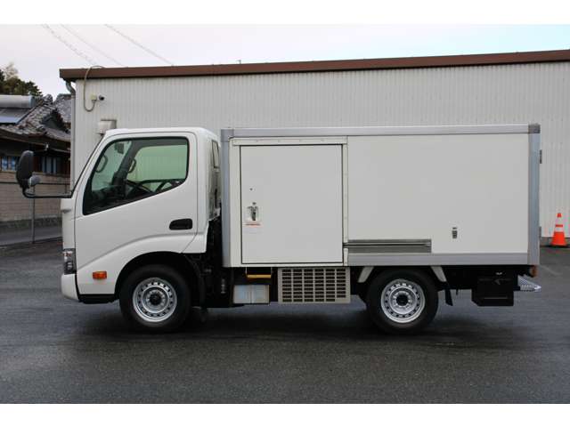 Toyota Toyoace 4