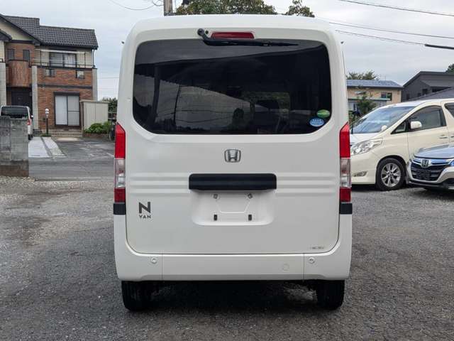 Honda N-VAN 8