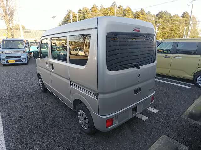 Suzuki Every 7