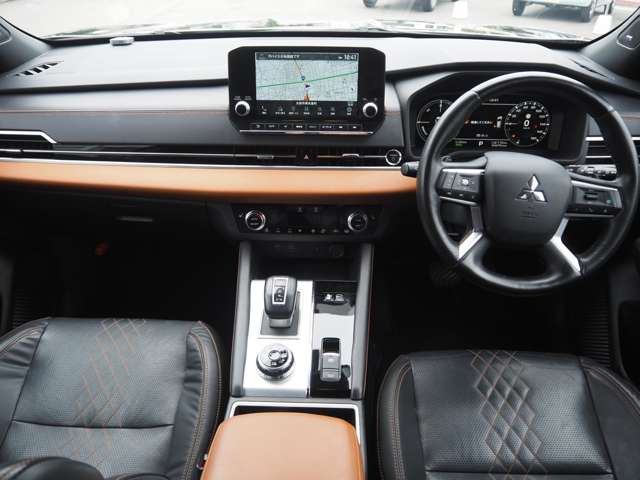 Mitsubishi Outlander 10