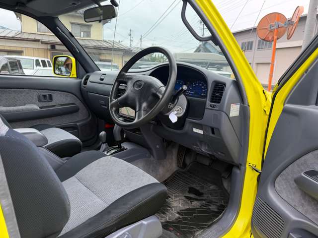 Toyota Hilux 9