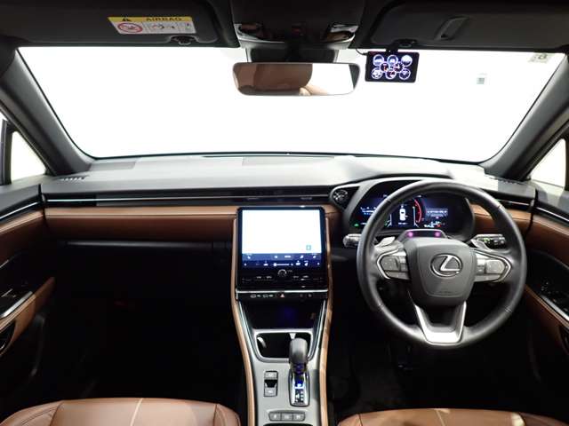 Lexus LBX 2