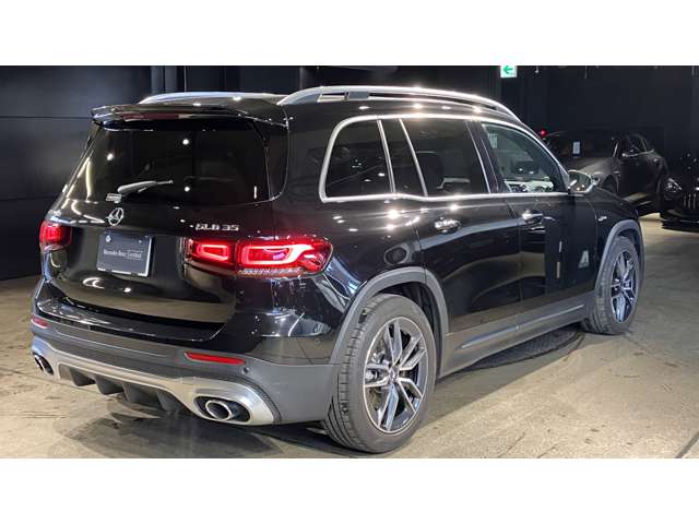 Mercedes-Benz GLB 5