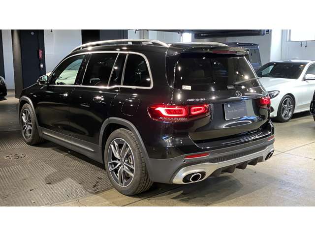 Mercedes-Benz GLB 7
