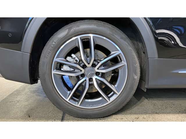 Mercedes-Benz GLB 9