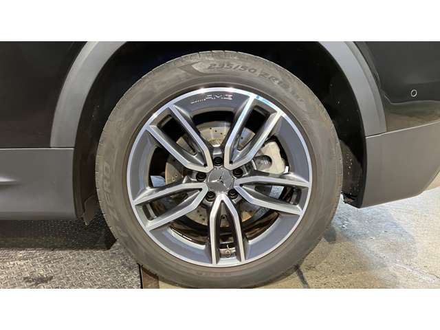 Mercedes-Benz GLB 10