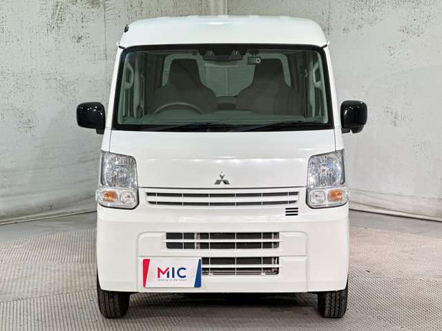 Mitsubishi Minicab Van 3