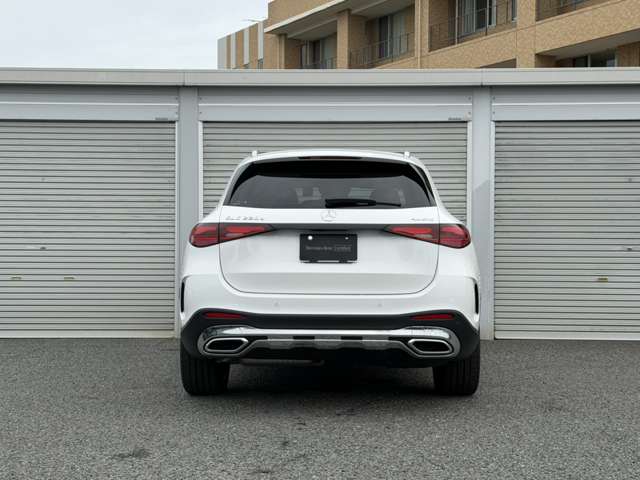 Mercedes-Benz GLC 8