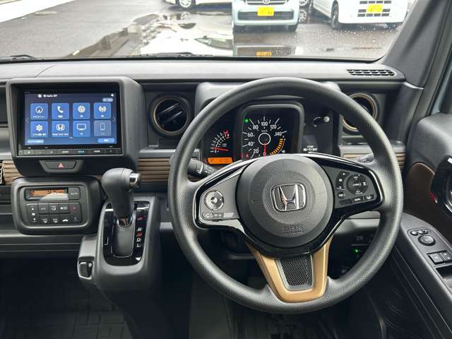 Honda N-VAN 11