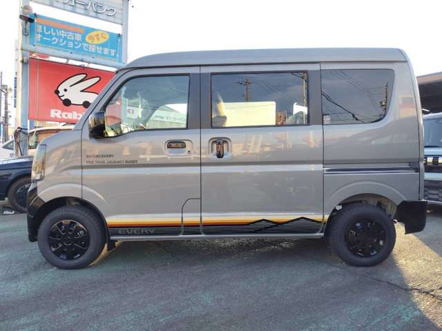 Suzuki Every 9