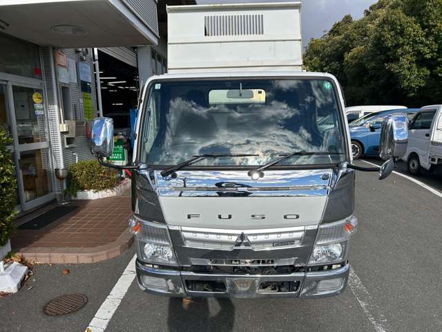 Mitsubishi Fuso Canter 4