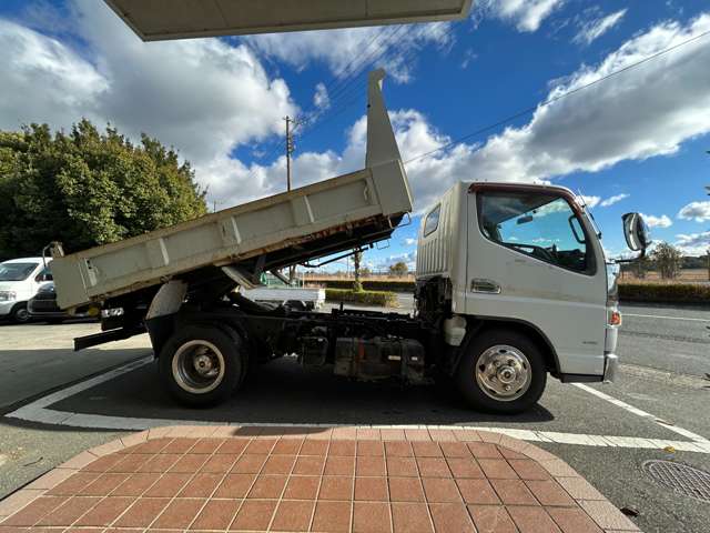 Mitsubishi Fuso Canter 7