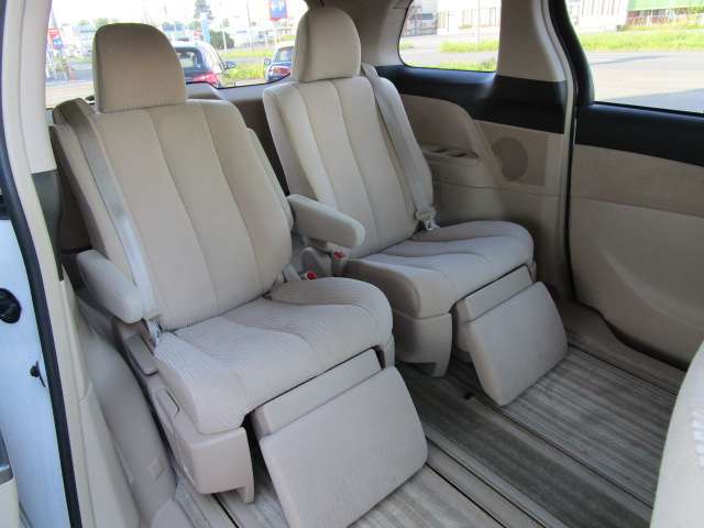Toyota Estima 7