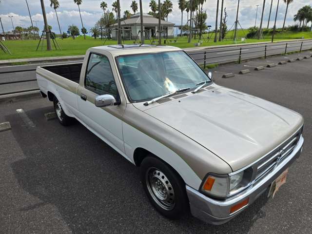 Toyota Hilux 12