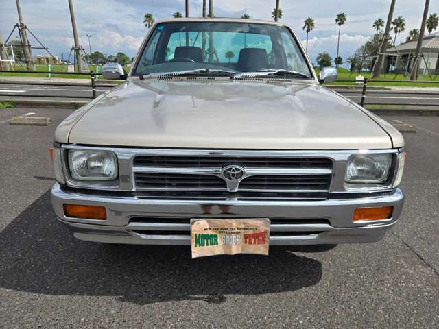 Toyota Hilux 5