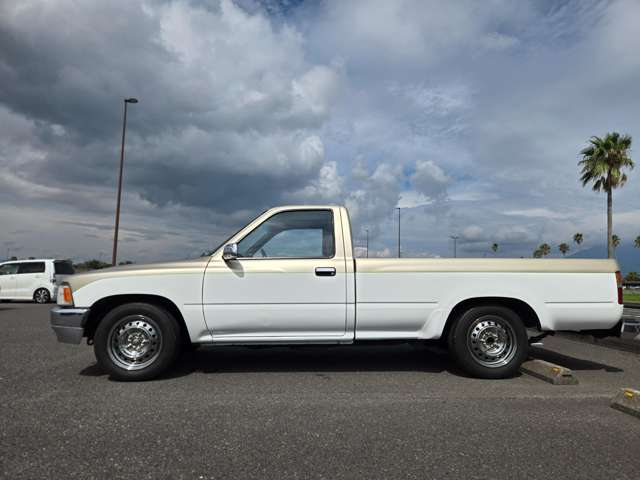 Toyota Hilux 7