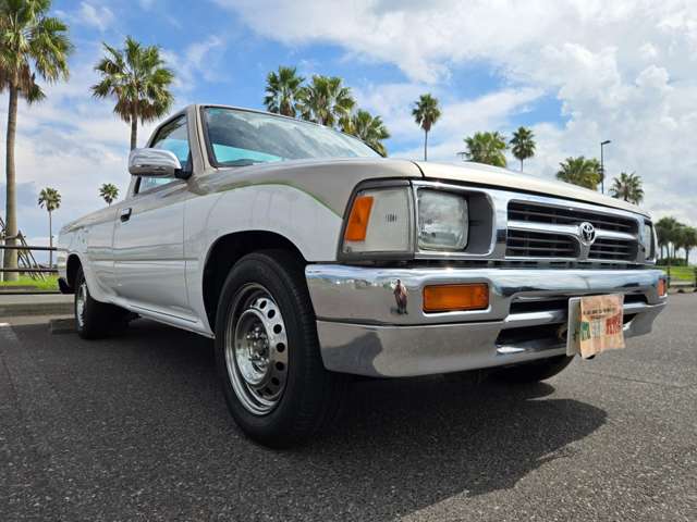 Toyota Hilux 8