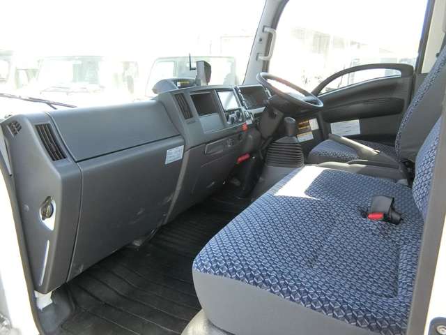 Isuzu Elf 11