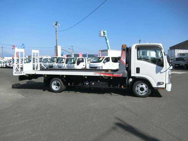 Isuzu Elf 9