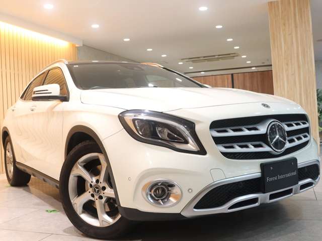 Mercedes-Benz GLA-Class 8
