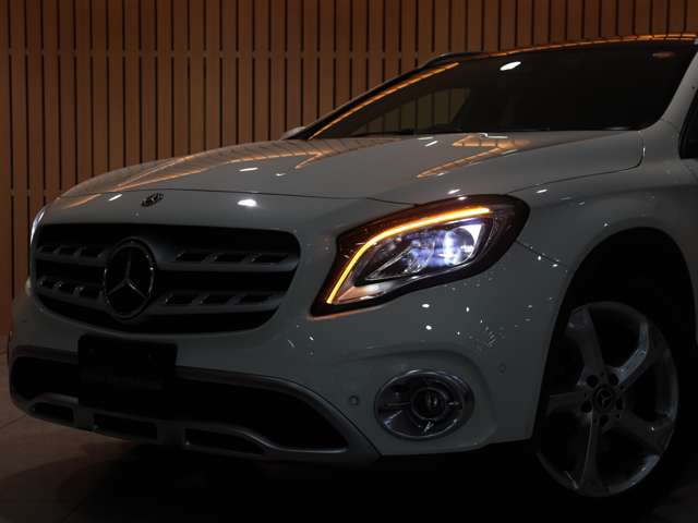 Mercedes-Benz GLA-Class 10