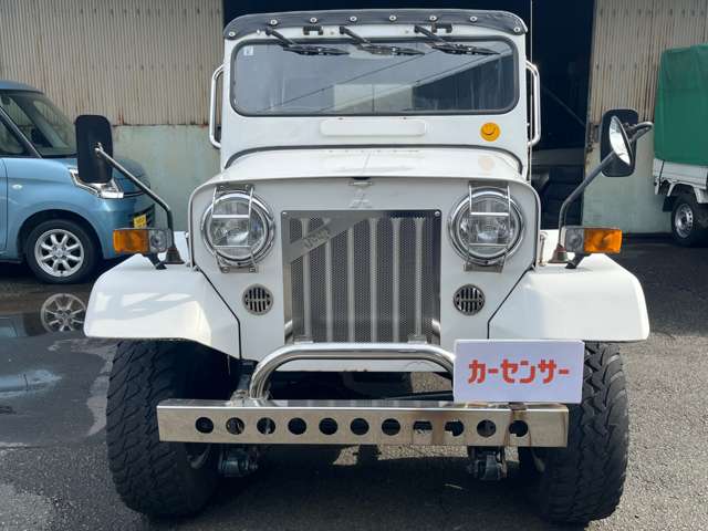 Mitsubishi Jeep 2