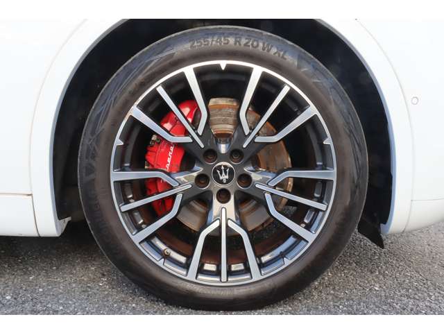 Maserati Grecale 12