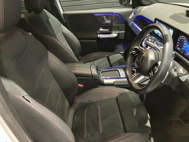 Mercedes-Benz GLB 5