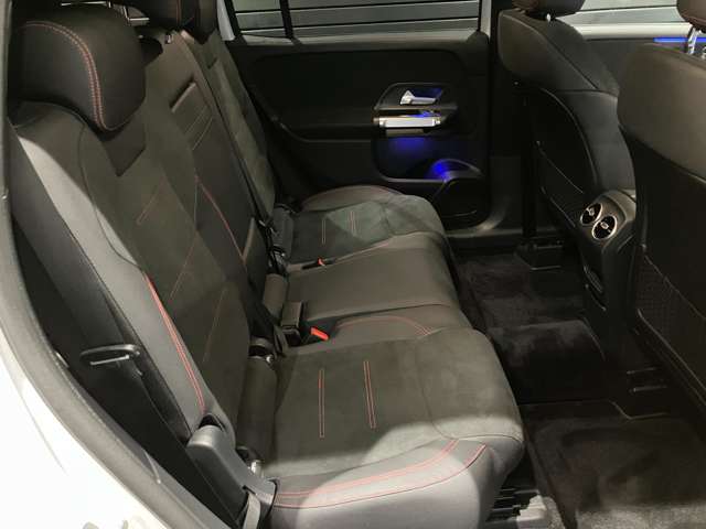 Mercedes-Benz GLB 7