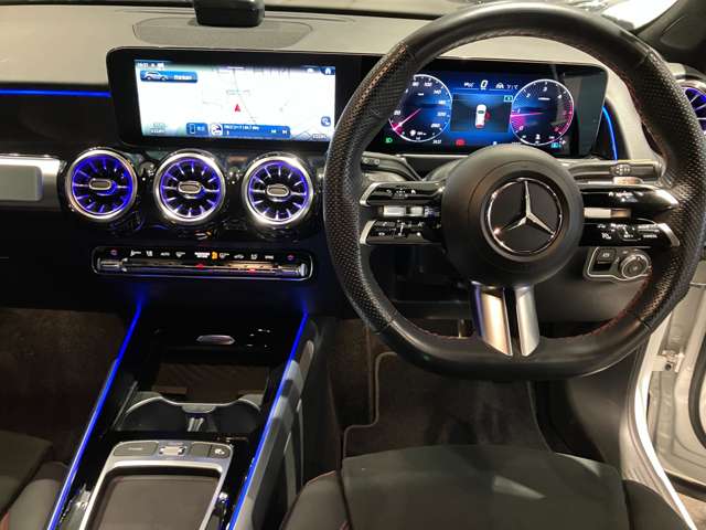 Mercedes-Benz GLB 10