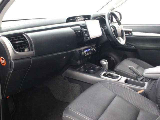 Toyota Hilux 9