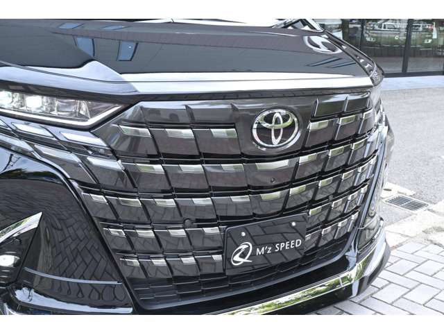 Toyota Alphard 9