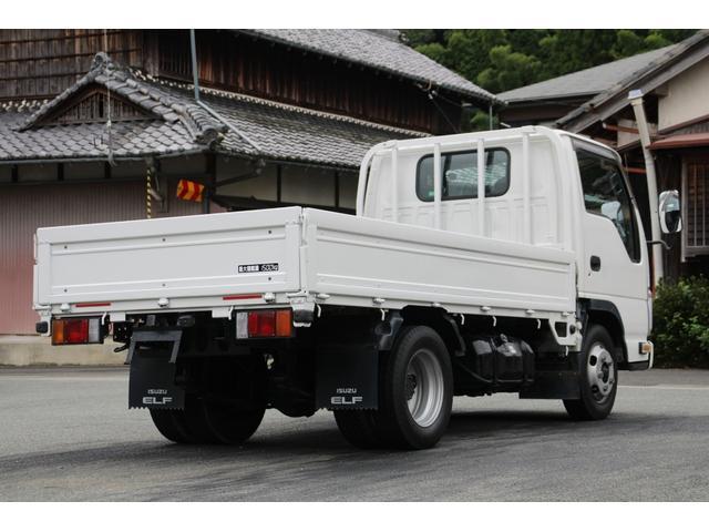 Isuzu Elf 7