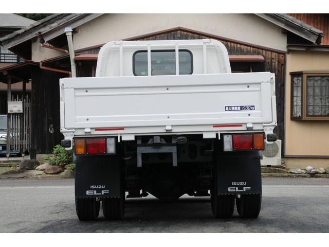 Isuzu Elf 8