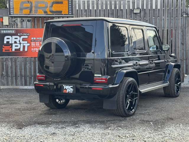 Mercedes-Benz G-Class 12