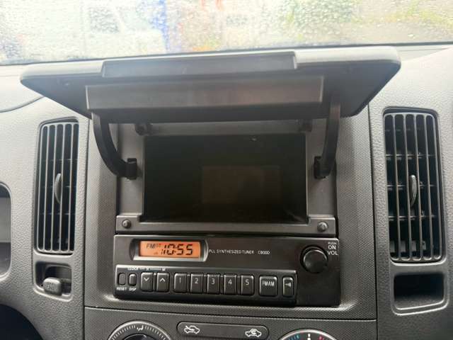 Nissan AD 12