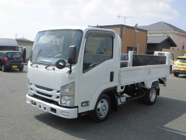 Isuzu Elf 8