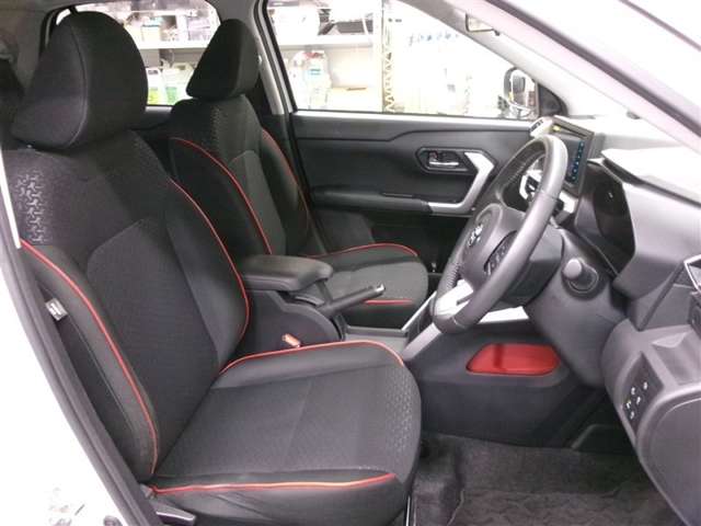 Toyota Raize 10