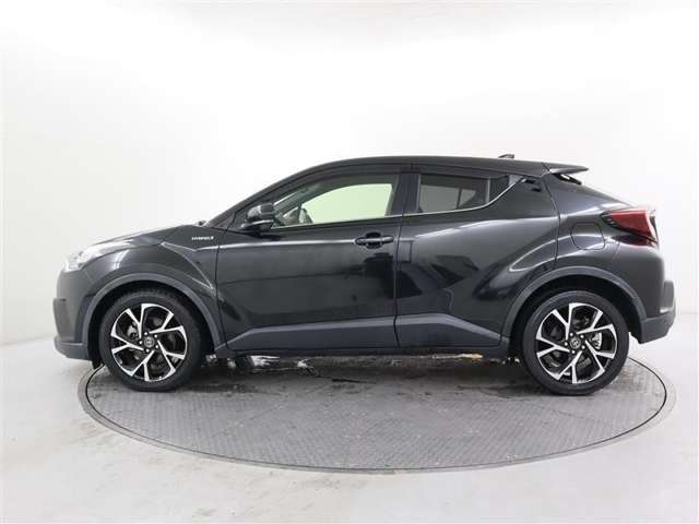 Toyota C-HR 8