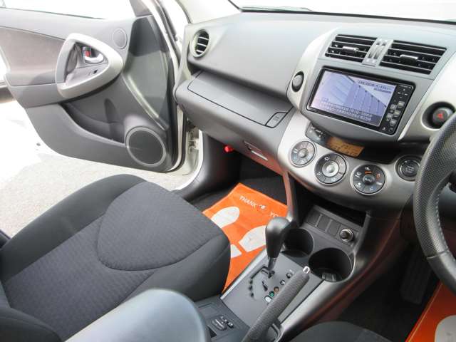 Toyota Vanguard 2