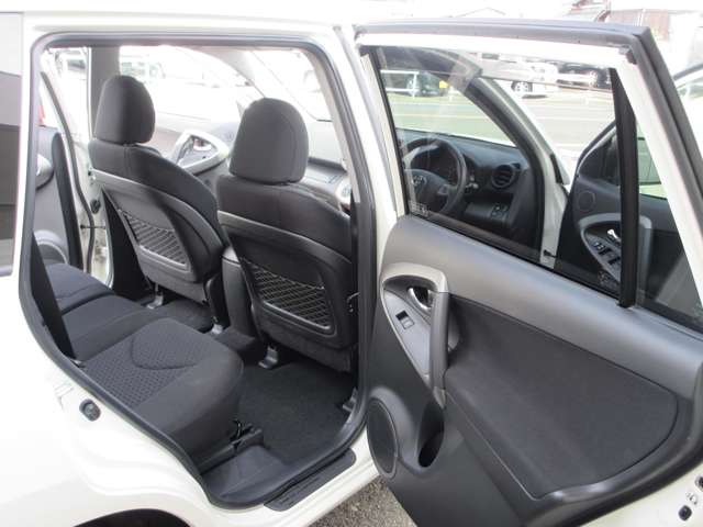 Toyota Vanguard 8