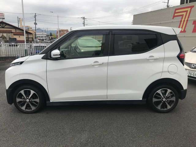 Mitsubishi eK X 10