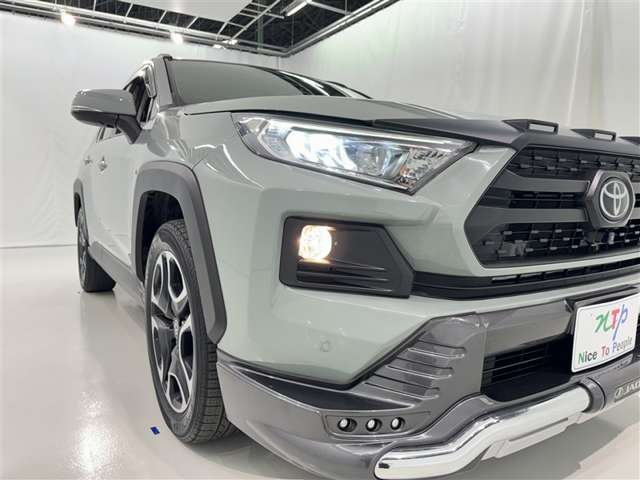 Toyota RAV4 8
