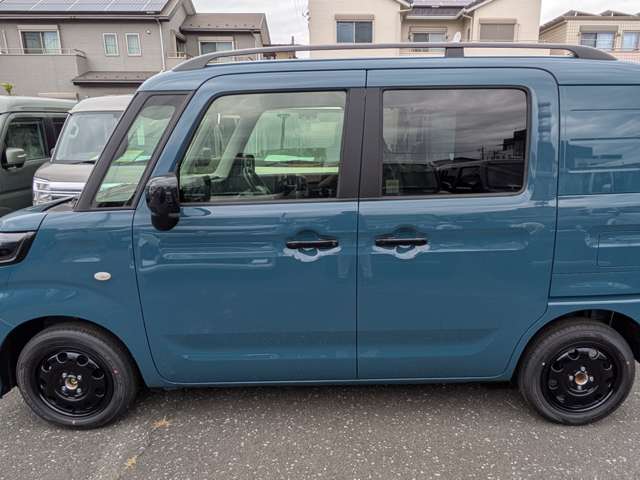 Suzuki Spacia Base 12