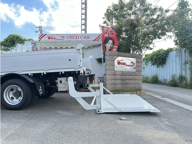 Mitsubishi Fuso Canter 5