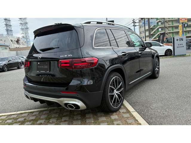 Mercedes-Benz GLB 6