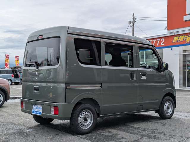 Suzuki Every 9