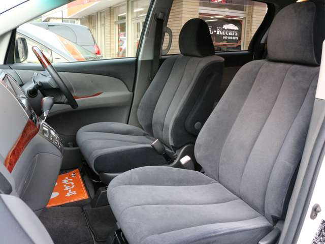 Toyota Estima 6